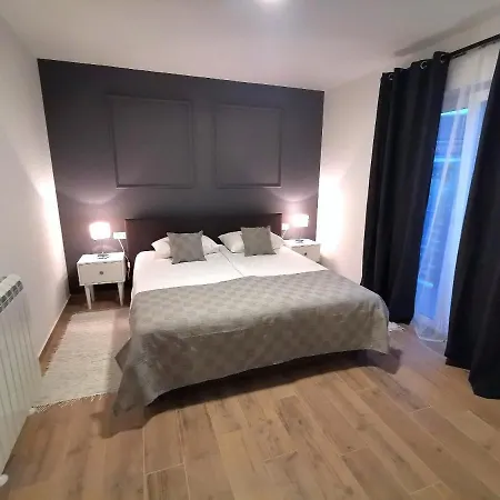 Martello Forest View Apartment Porec