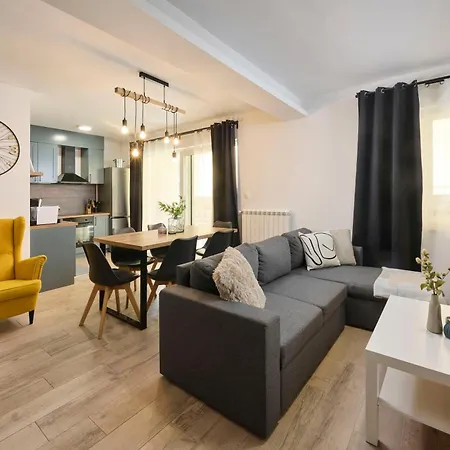 Martello Forest View *